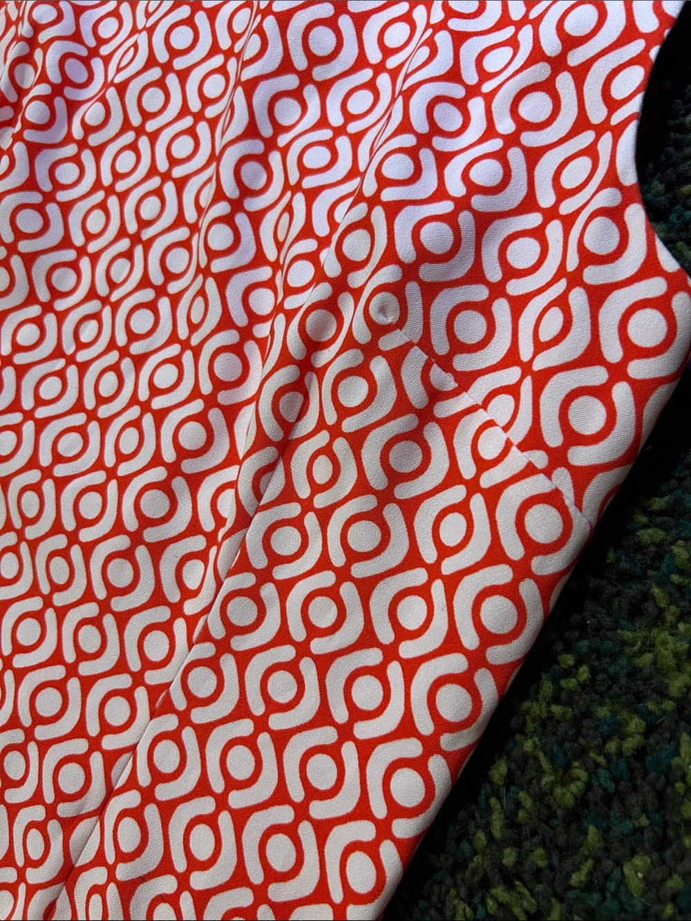 Retro Patterned Shift Dress - Picture 3 of 4